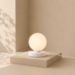 Minimalistyczna lampka nocna Bram