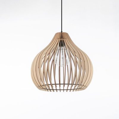 Lampa o ciekawym kształcie Rili