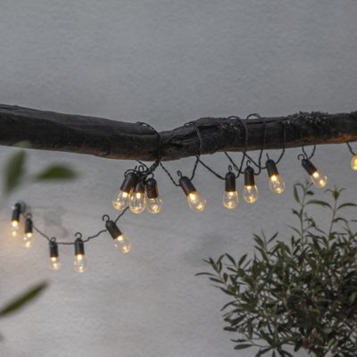 Girlanda świetlna w klasycznej kolorystyce 16 lampek