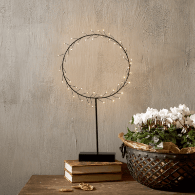 Świąteczna dekoracja stojąca w formie wianka Nike