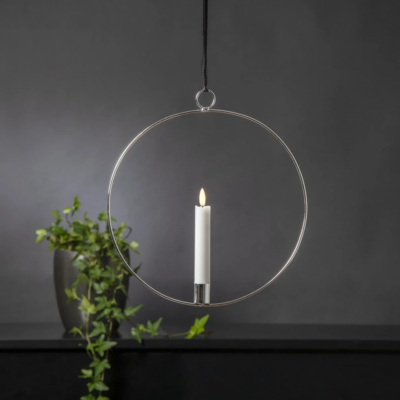 Wiszący świecznik w kształcie okręgu