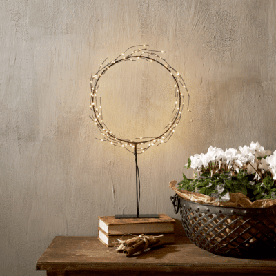 Dekoracja stojąca o prostym designie Nike