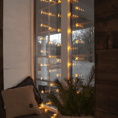 Wysoka kurtyna LED z gwiazdkami