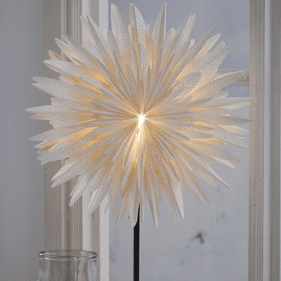 Biała gwiazda dekoracyjna Wind