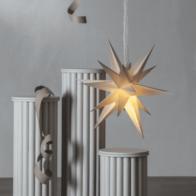 GWIAZDY WISZĄCE I STOJĄCE