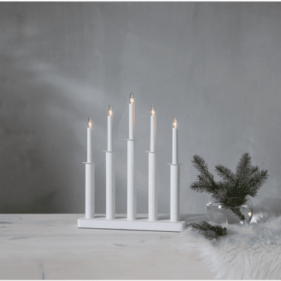 Klasyczny świecznik w białym kolorze Classy