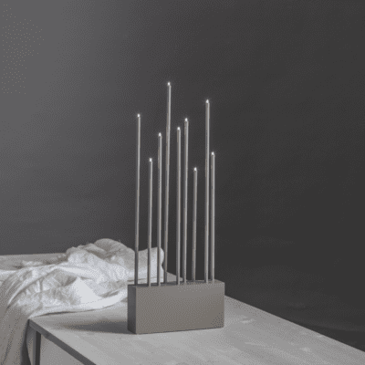 Świąteczny świecznik ozdobny w beżowym kolorze Azalia