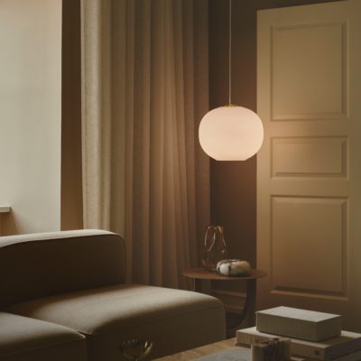 Unikatowa lampa wisząca Navone ze szklanym kloszem