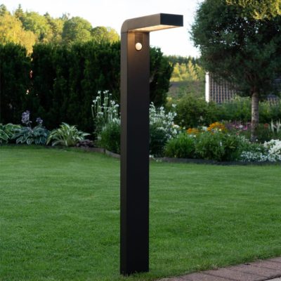 Solarna lampa dogruntowa Helen z czujnikiem zmierzchu