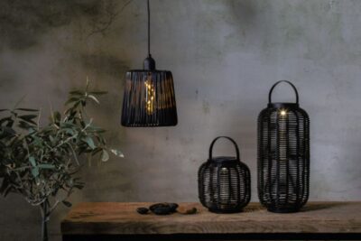 Lampiony ogrodowe solarne