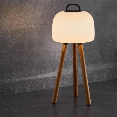 Lampa stojąca Kettle na drewnianej podstawie