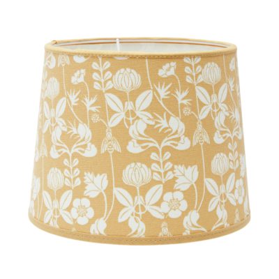 Delikatny abażur Carl Larsson w nowoczesnym designie