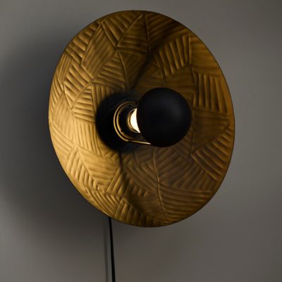 Czarny kinkiet ścienny Ribble w unikatowym designie