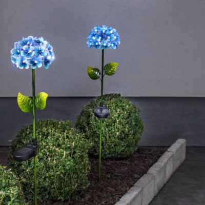 Podświetlany kwiat solarny Hydrangea w niebieskim odcieniu