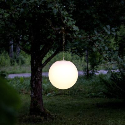 Solarna lampa wisząca Florence w białym kolorze