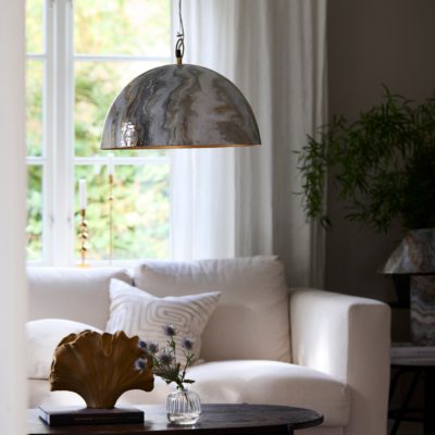 Nowoczesna lampa wisząca Marnie imitująca szary marmur