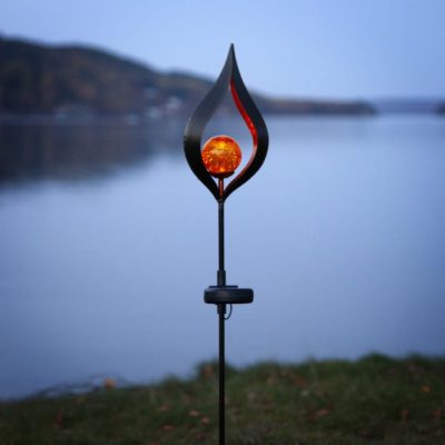 Dogruntowa dekoracja solarna Fire do ogrodu
