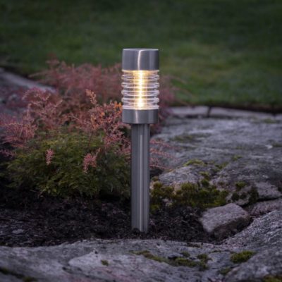 Solarna lampa dogruntowa Abby z czujnikiem zmierzchu