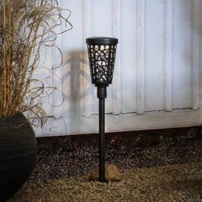 Solarna lampa dogruntowa Addison w nowoczesnym designie