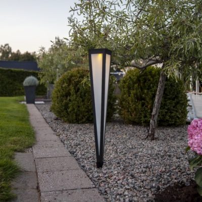 Unikatowa lampa solarna Adrianna z czujnikiem zmierzchu