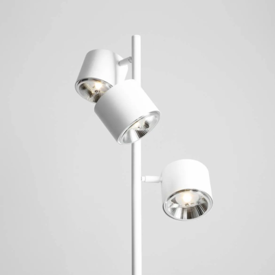 Lampy podłogowe metalowe