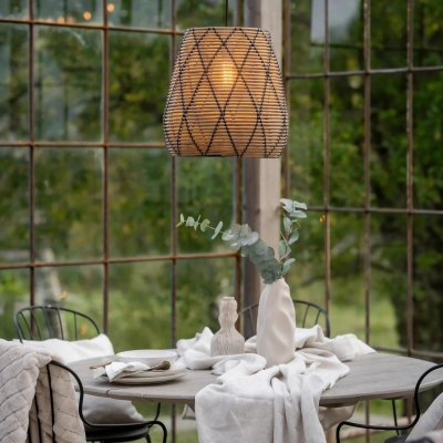 Rattanowa lampa zewnętrzna Lollo z wtyczką