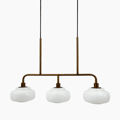 Potrójna lampa wisząca Ossett 3 na metalowym stelażu