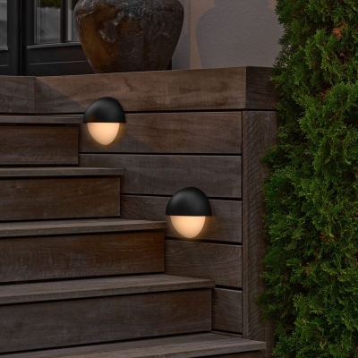 Okrągły kinkiet elewacyjny Scorpius w czarnym kolorze