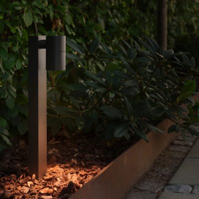 Metalowa lampa zewnętrzna Tin w czarnym kolorze