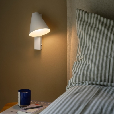 Biała lampa ścienna Wilmer do czytania - OUTLET