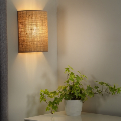 Kinkiet ścienny Yute wykonany z naturalnych materiałów