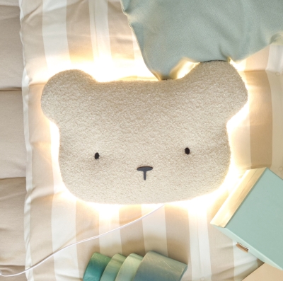 Śmietankowa lampka ścienna dla dzieci Miś