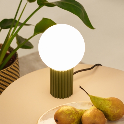 Zielona lampka stołowa Globia G9