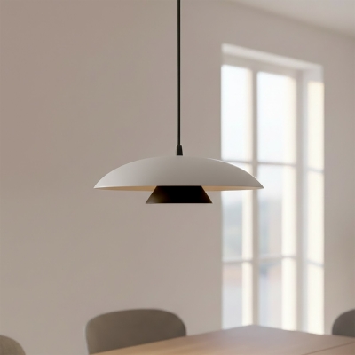 Pojedyncza lampa wisząca z biało-czarnym kloszem Lumiera