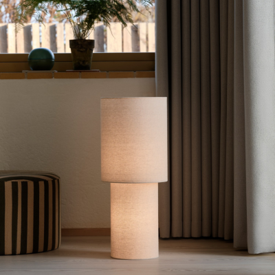 Lniana lampa podłogowa Izara 60 - idealna do salonu