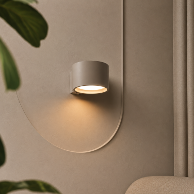 Nowoczesna lampa ścienna Base w modnym odcieniu taupe