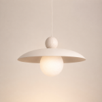 Minimalistyczna lampa wisząca Sora Wood nad stół