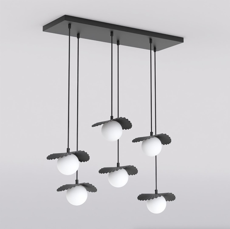 czarna-lampa-wiszaca-nad-stol-do-jadalni
