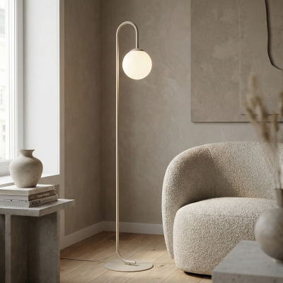 Minimalistyczna lampa podłogowa w kolorze mokka Emma