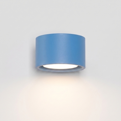 Lampa ścienna Base do stylowych aranżacji - błękitny odcień