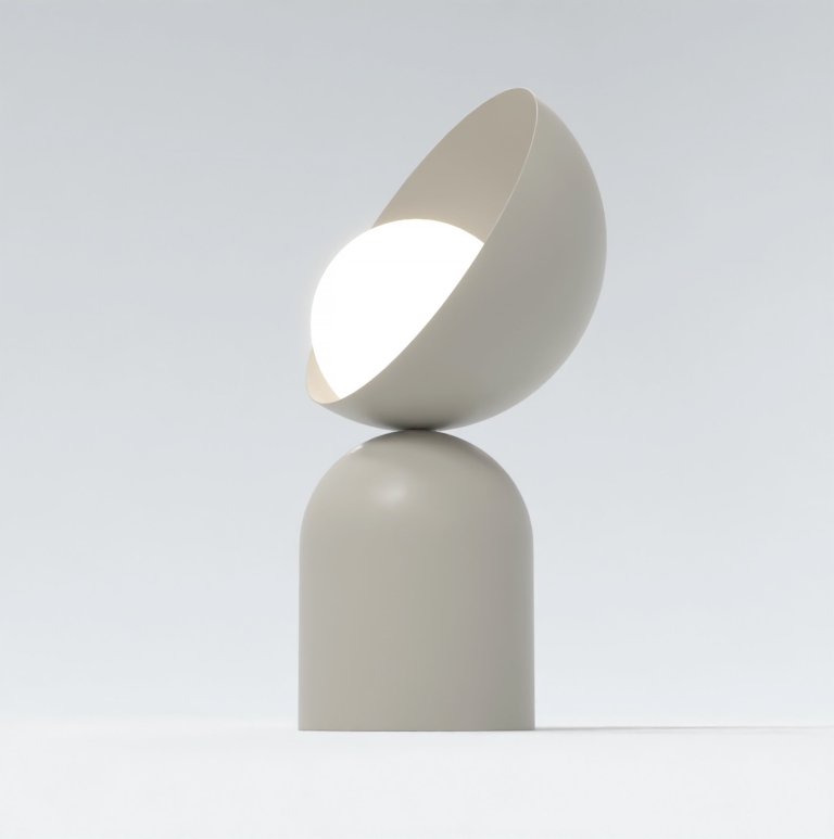 beżowa-mała-lampka