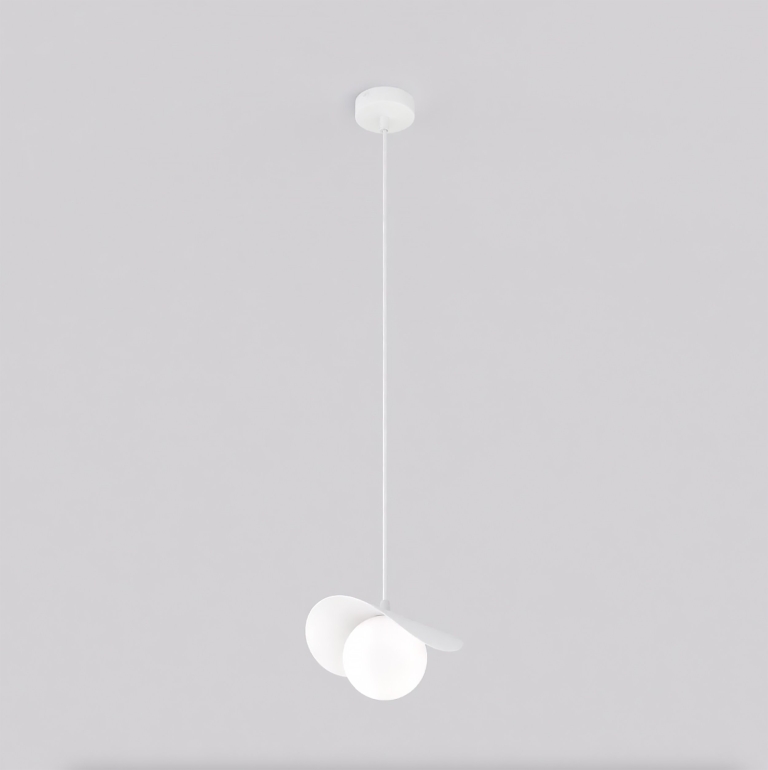 biała-lampa-wisząca-do-kuchni