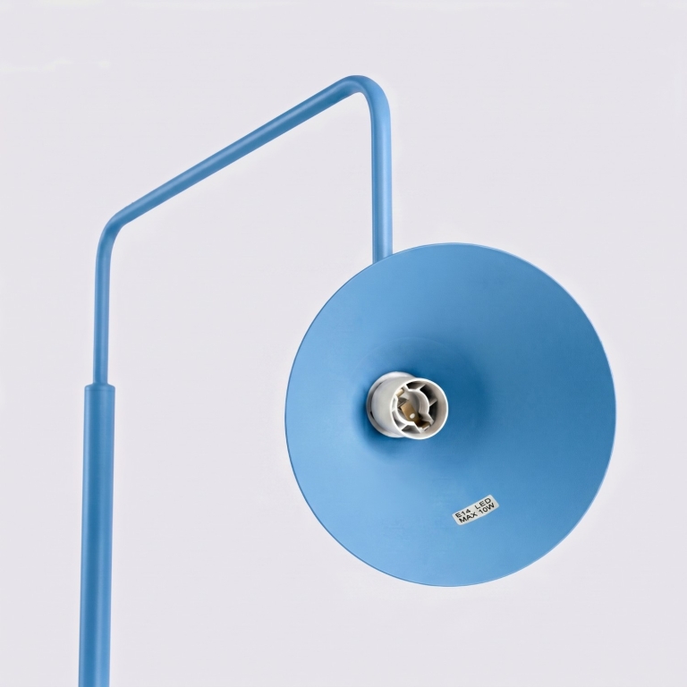 błękitna-lampa-do-czytania