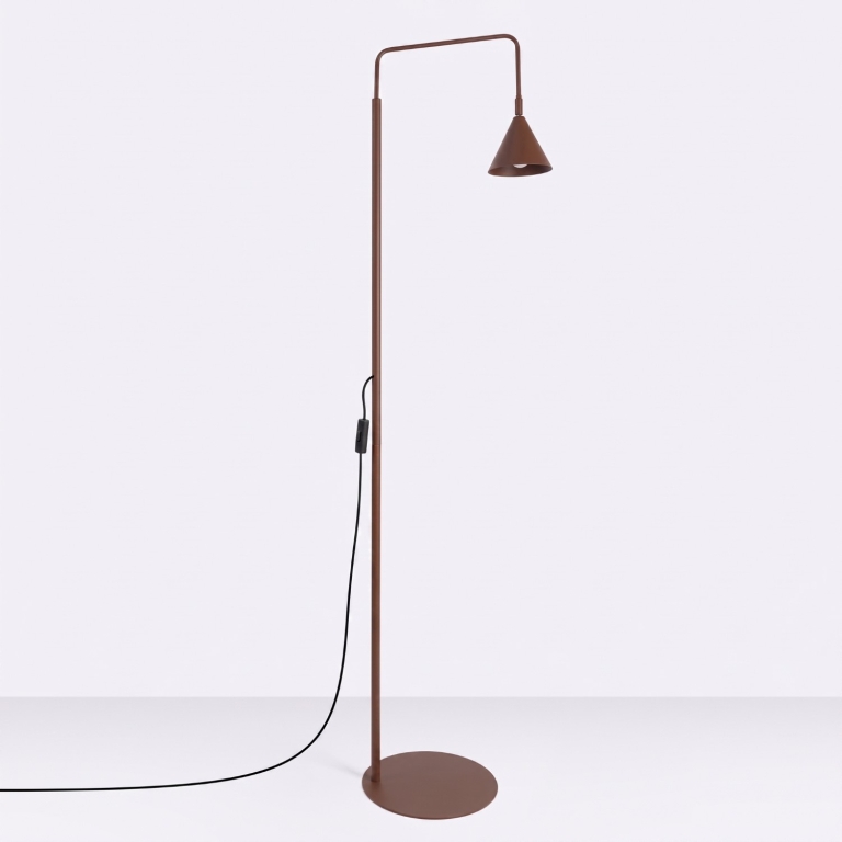 brązowa-lampa-stojąca