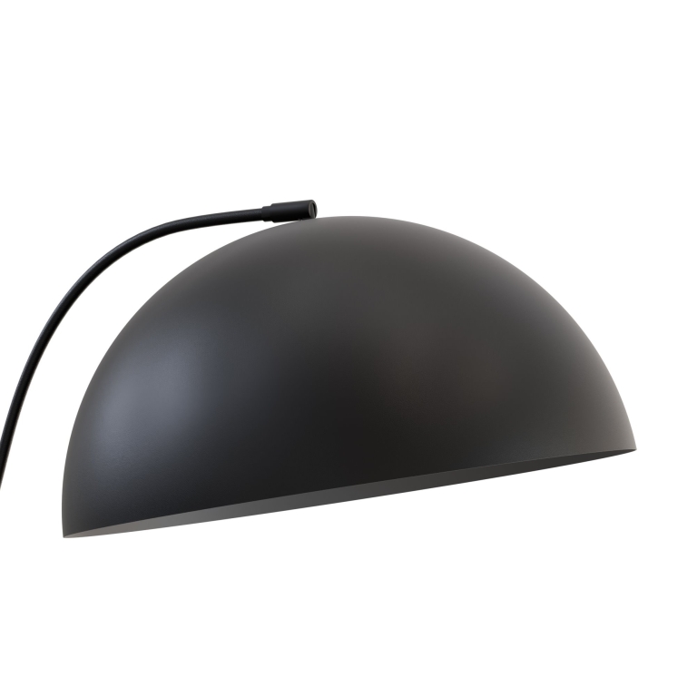 czarna-lampa-w-stylu-nowoczesnym