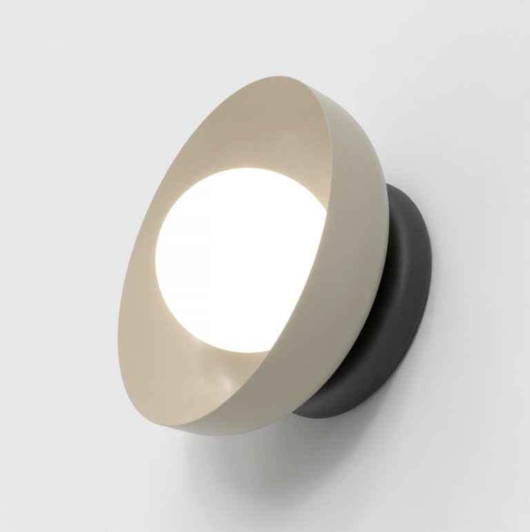 dekoracyjna-lampa-ścienna-do-salonu