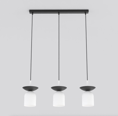 Minimalistyczna, potrójna lampa wisząca Noreli 3
