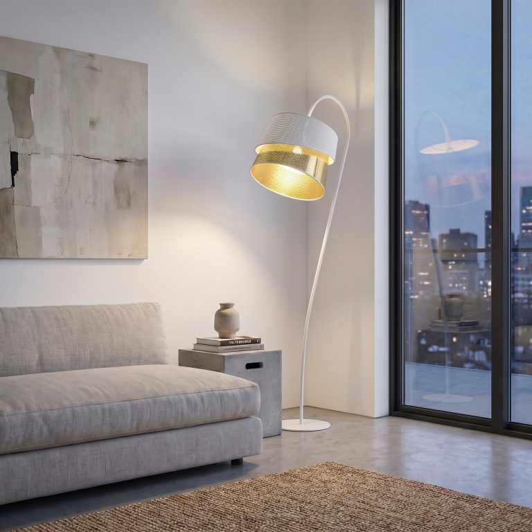 lampa-podłogowa-z-abażurem-złota