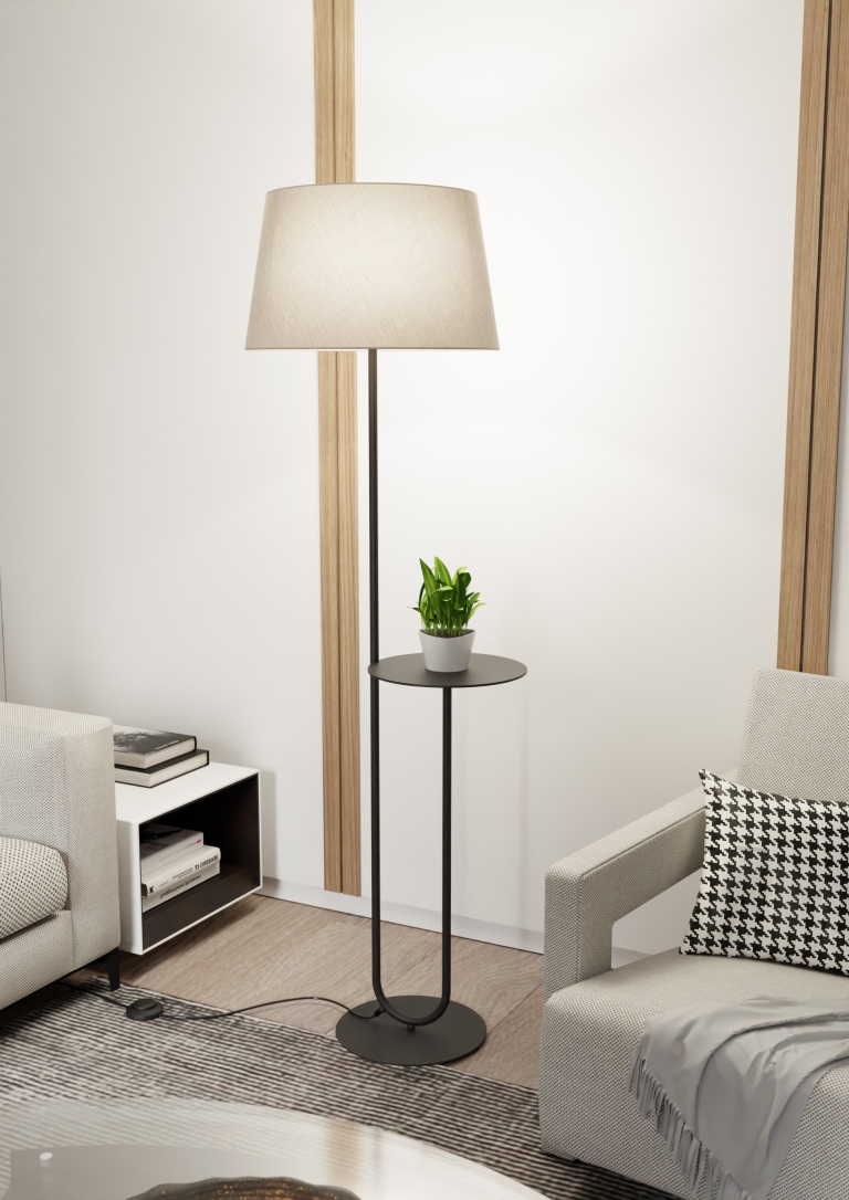 lampa-stojąca-z-beżowym-abażurem