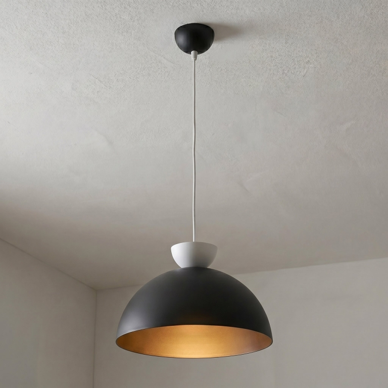 lampa-wisząca-industrialna-czarna